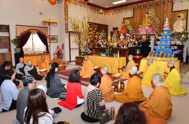 Tiếng Trống Lân &amp; Pháo Nổ Rộn Ràng Mừng Xuân Canh Tý  Tại Chùa Phổ Từ, Hayward, Hoa Kỳ