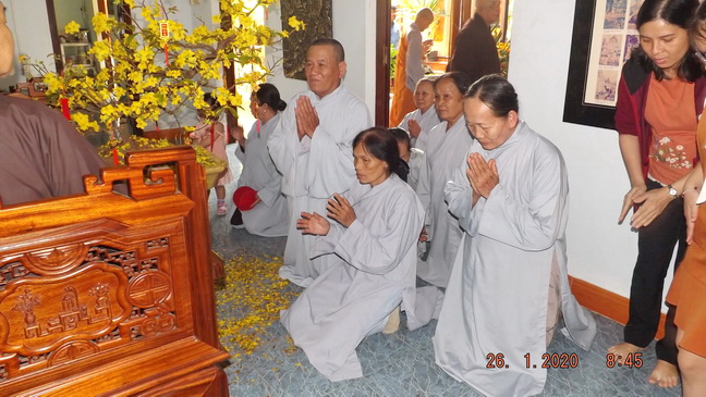 Mừng khánh tuế Hòa thượng Trưởng BTS PG tỉnh Khánh Hòa