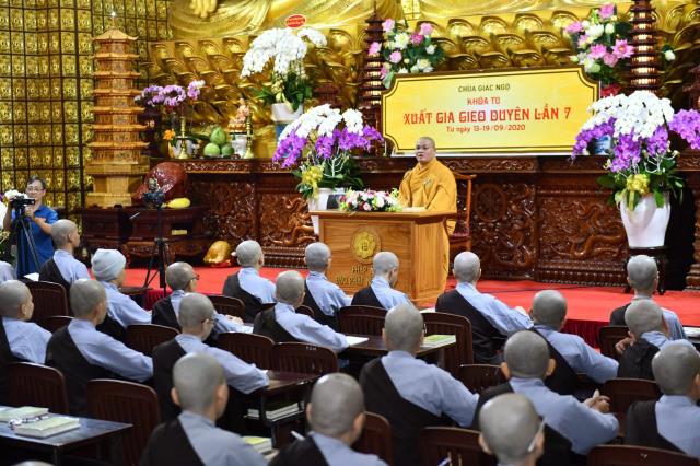 &quot;Vào nhà Như Lai, mặc y Như Lai, ngồi tòa Như Lai&quot; -  bài pháp thoại của ĐĐ. Thích Quảng Tịnh