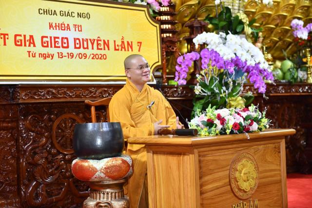 &quot;Vào nhà Như Lai, mặc y Như Lai, ngồi tòa Như Lai&quot; -  bài pháp thoại của ĐĐ. Thích Quảng Tịnh