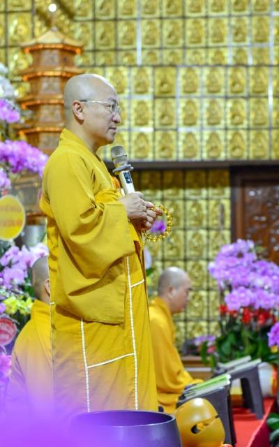 Chùm ảnh: Tụng Kinh và ngồi thiền sáng 17/09/2020