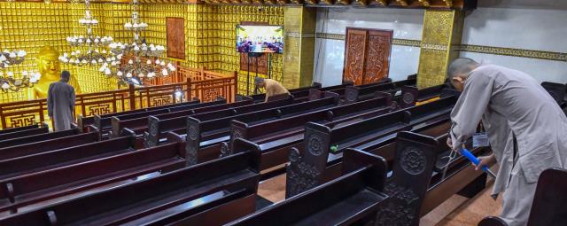 Chùm ảnh: Ăn trong chánh niệm và chấp tác ngày 18/09/2020