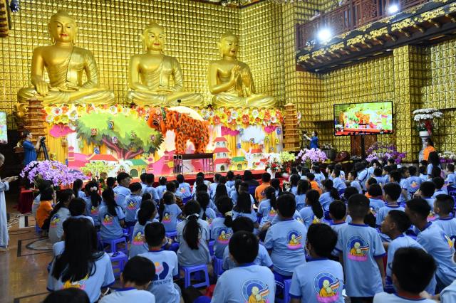 Ươm mầm, nuôi lớn tâm linh cho trẻ thơ