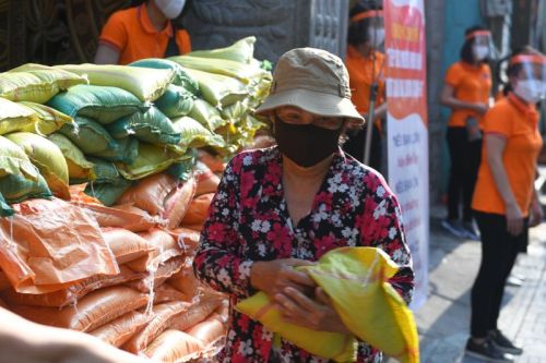 Tổng Kết Chương Trình  Tiếp Sức Người Khó Khăn Vượt Qua Đại Dịch Covid-19 (C249)