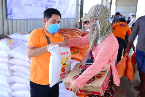 Tổng Kết Chương Trình  Tiếp Sức Người Khó Khăn Vượt Qua Đại Dịch Covid-19 (C249)