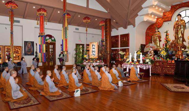 Chùa Đức Viên Trang Nghiêm Tổ Chức Lễ Vu Lan Báo Hiếu Năm 2020