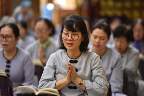 Quỹ Đạo Phật Ngày Nay Cúng Dường Trai Tăng Mùa An Cư Kiết Hạ Tại Chùa Giác Ngộ