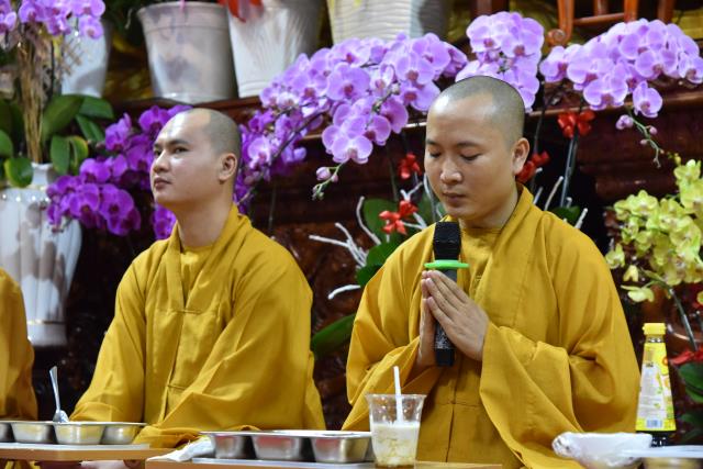 &quot;Hãy chọn giải pháp phù hợp với mình!&quot; - TT. Thích Nhật Từ
