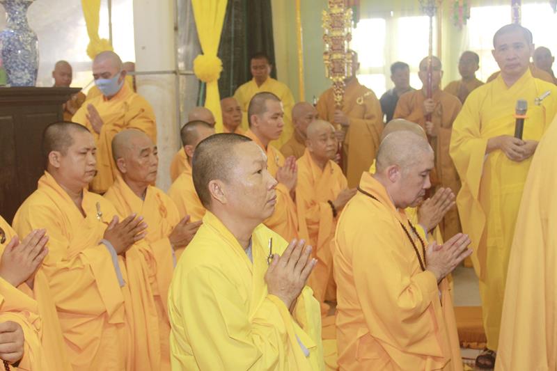 Đồng Tháp: Trang nghiêm lễ nhập kim quan Đại lão Hòa thượng Thích Thiện Huệ