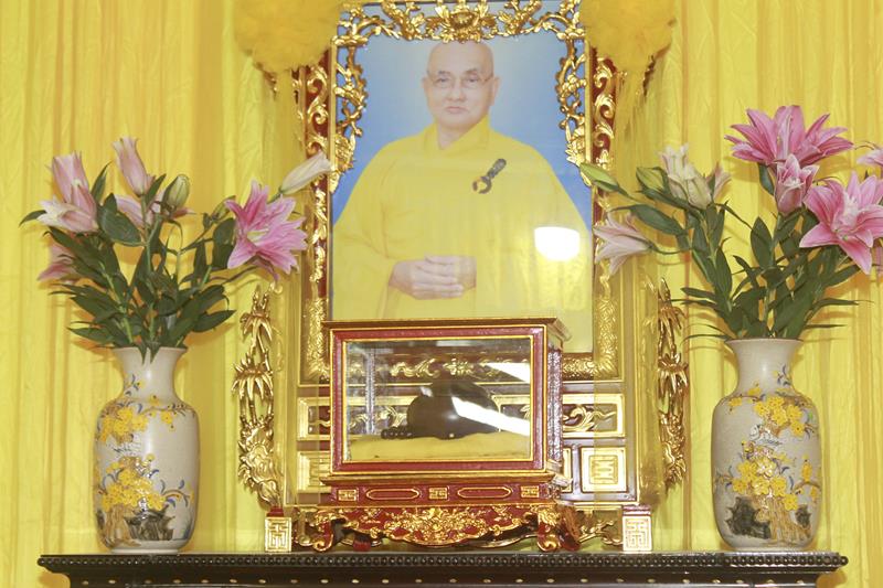 Đồng Tháp: Trang nghiêm lễ nhập kim quan Đại lão Hòa thượng Thích Thiện Huệ