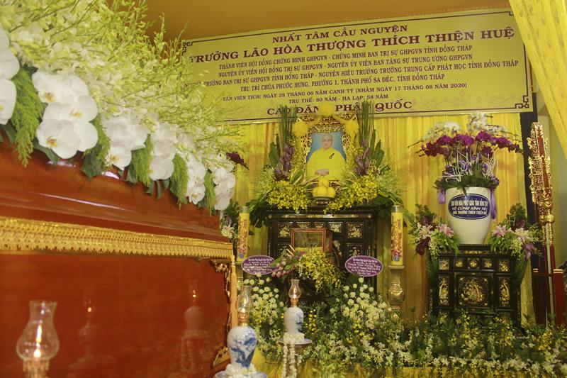 Đồng Tháp: Các đoàn phúng viếng lễ tang cố Đại lão Hòa thượng Thích Thiện Huệ