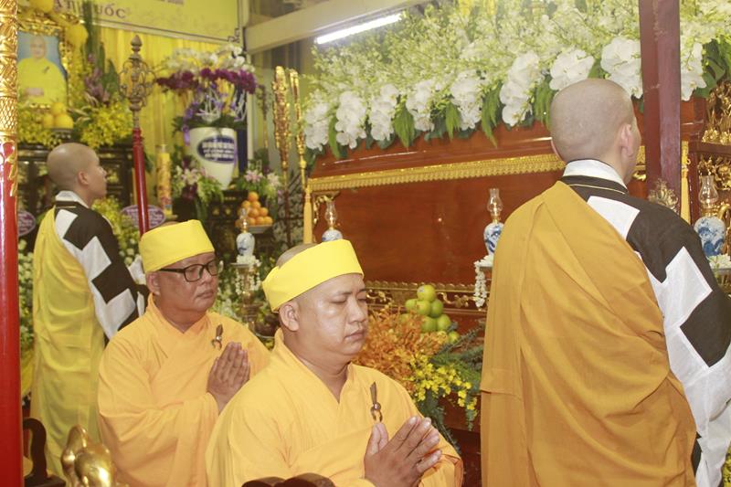 Đồng Tháp: Các đoàn phúng viếng lễ tang cố Đại lão Hòa thượng Thích Thiện Huệ