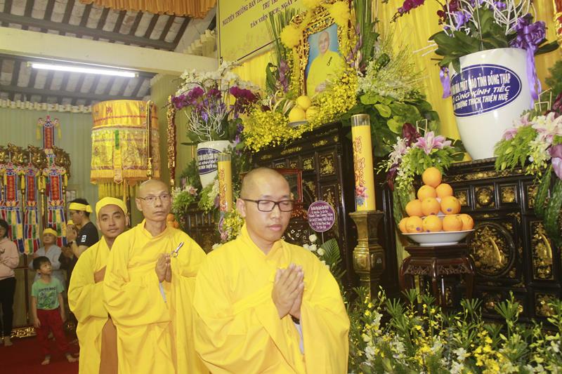 Đồng Tháp: Các đoàn phúng viếng lễ tang cố Đại lão Hòa thượng Thích Thiện Huệ