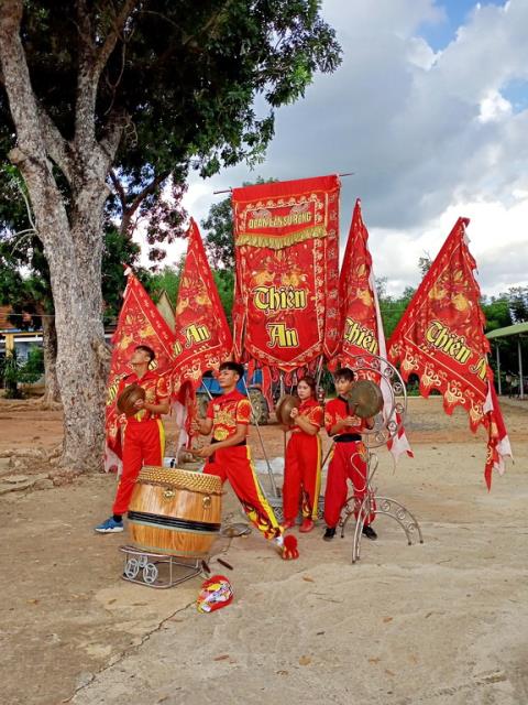 Trung thu yêu thương đến với miền núi Ninh Tân