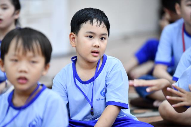 Không khí trung thu tràn ngập khóa tu Búp sen từ bi