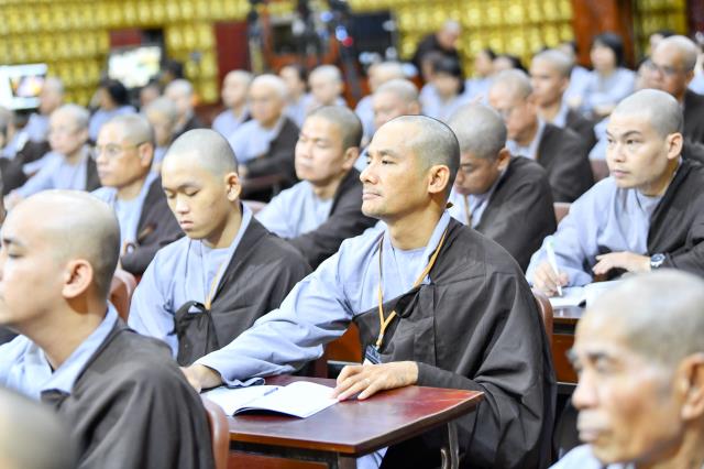 Pháp thoại ngày thứ 4: &quot;Bảy thiện pháp&quot; - TT. Thích Nhật Từ