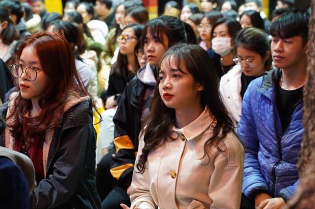 Hà Nội: Gần 400 bạn trẻ trở về chùa Bằng để “Khép lại quá khứ, mở cửa tương lai”