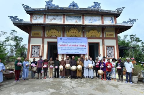 Tổng Kết Chương Trình Cứu Trợ Lũ Lụt  “Thương Về Miền Trung” (C262) Và “Miền Trung - Triệu Con Tim Hướng Về” (C263)