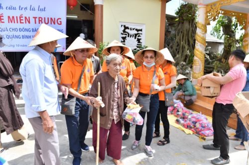 Tổng Kết Chương Trình Cứu Trợ Lũ Lụt  “Thương Về Miền Trung” (C262) Và “Miền Trung - Triệu Con Tim Hướng Về” (C263)