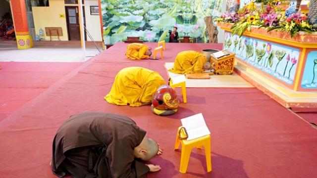 Hà Nội: Gần 400 bạn trẻ trở về chùa Bằng để “Khép lại quá khứ, mở cửa tương lai”