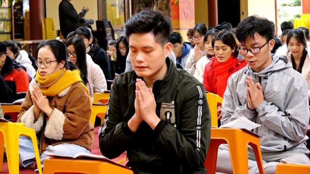 Hà Nội: Gần 400 bạn trẻ trở về chùa Bằng để “Khép lại quá khứ, mở cửa tương lai”
