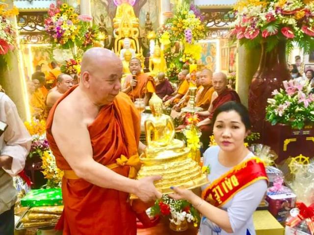 HCMC: Đại lễ dâng Y Kathina tại chùa Phổ Minh - PL: 2564