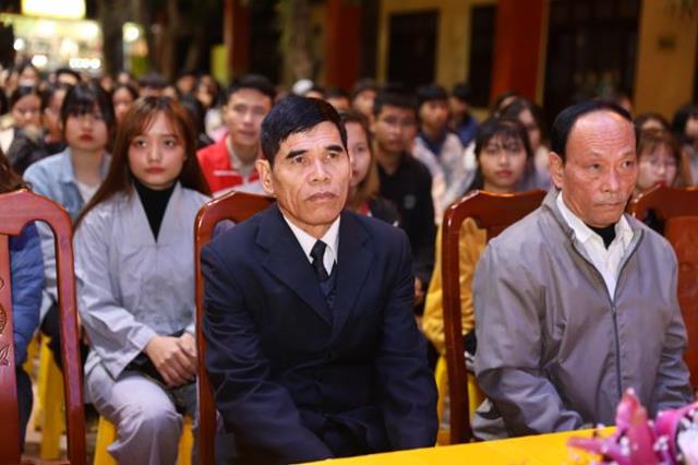 Hà Nội: Gần 400 bạn trẻ trở về chùa Bằng để “Khép lại quá khứ, mở cửa tương lai”