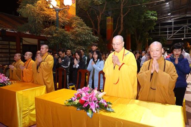 Hà Nội: Gần 400 bạn trẻ trở về chùa Bằng để “Khép lại quá khứ, mở cửa tương lai”