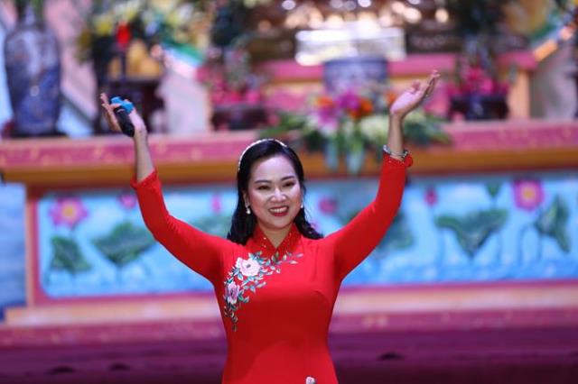 Hà Nội: Gần 400 bạn trẻ trở về chùa Bằng để “Khép lại quá khứ, mở cửa tương lai”