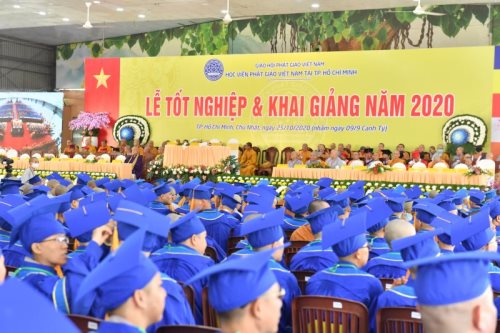 Quỹ ĐPNN Ủng Hộ 1.8 Tỷ Cứu Trợ Lũ Lụt Miền Trung Nhân Lễ Tốt Nghiệp – Khai Giảng Học Viện PGVN Tp.HCM Năm 2020