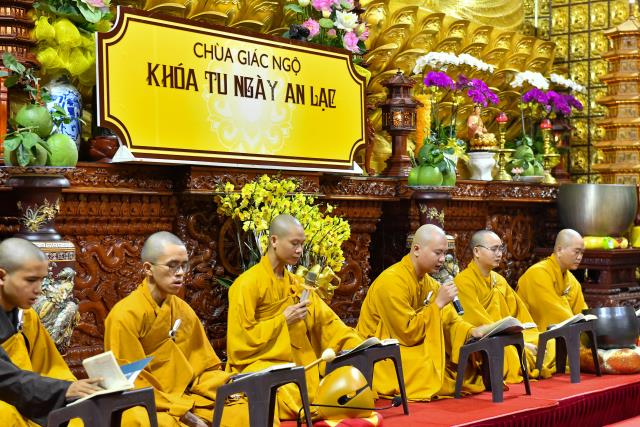 Khóa tu Ngày an lạc: TT. Nhật Từ nói về 7 bài học từ cuộc đời và đạo nghiệp của Phật hoàng Trần Nhân Tông