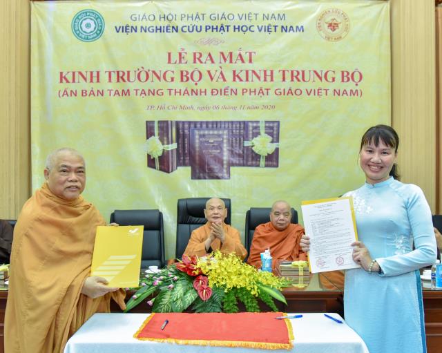 Viện Nghiên cứu Phật học Việt Nam: Lễ ra mắt ấn bản Kinh Trường bộ và Kinh Trung bộ