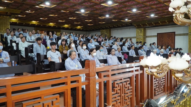 Tuổi Trẻ Hướng Phật:  Nuôi Dưỡng và Phát Triển Hạt Giống Trí Tuệ