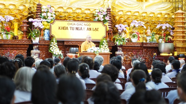 Tuổi Trẻ Hướng Phật:  Nuôi Dưỡng và Phát Triển Hạt Giống Trí Tuệ