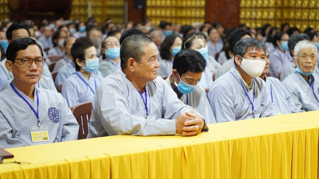 Tuổi Trẻ Hướng Phật:  Nuôi Dưỡng và Phát Triển Hạt Giống Trí Tuệ