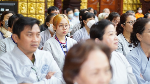 Tuổi Trẻ Hướng Phật:  Nuôi Dưỡng và Phát Triển Hạt Giống Trí Tuệ