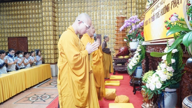 Tuổi Trẻ Hướng Phật:  Nuôi Dưỡng và Phát Triển Hạt Giống Trí Tuệ