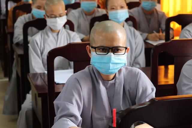Phiên làm việc của 05 tiểu ban trong Hội thảo &#039;Phật giáo vùng Nam bộ: Sự hình thành và phát triển&quot;