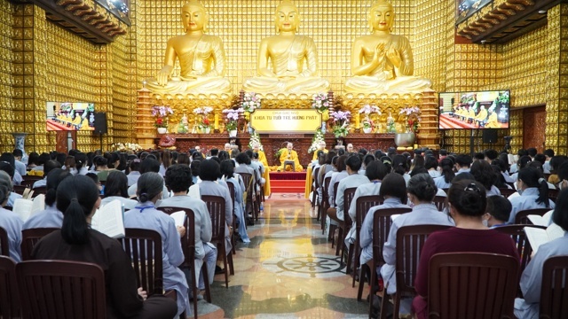Tuổi Trẻ Hướng Phật:  Nuôi Dưỡng và Phát Triển Hạt Giống Trí Tuệ