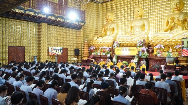 Tuổi Trẻ Hướng Phật:  Nuôi Dưỡng và Phát Triển Hạt Giống Trí Tuệ