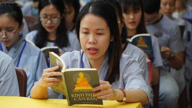 Tuổi Trẻ Hướng Phật:  Nuôi Dưỡng và Phát Triển Hạt Giống Trí Tuệ