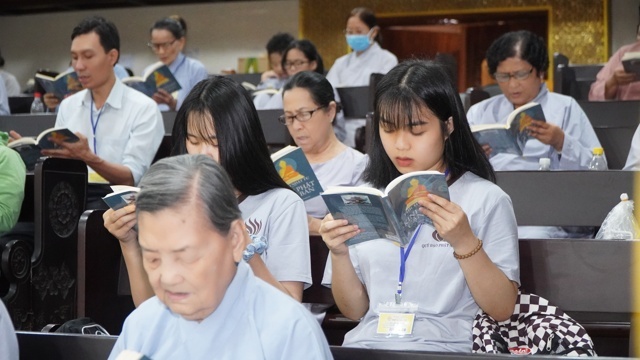 Tuổi Trẻ Hướng Phật:  Nuôi Dưỡng và Phát Triển Hạt Giống Trí Tuệ