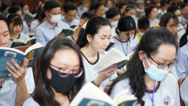 Tuổi Trẻ Hướng Phật:  Nuôi Dưỡng và Phát Triển Hạt Giống Trí Tuệ