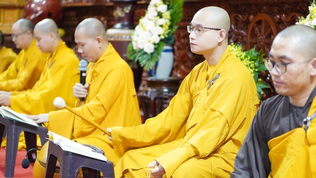 Tuổi Trẻ Hướng Phật:  Nuôi Dưỡng và Phát Triển Hạt Giống Trí Tuệ