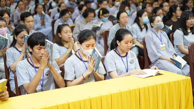 Tuổi Trẻ Hướng Phật:  Nuôi Dưỡng và Phát Triển Hạt Giống Trí Tuệ