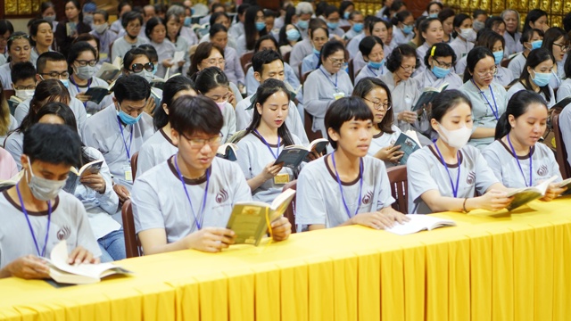 Tuổi Trẻ Hướng Phật:  Nuôi Dưỡng và Phát Triển Hạt Giống Trí Tuệ