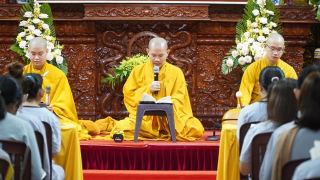 Tuổi Trẻ Hướng Phật:  Nuôi Dưỡng và Phát Triển Hạt Giống Trí Tuệ