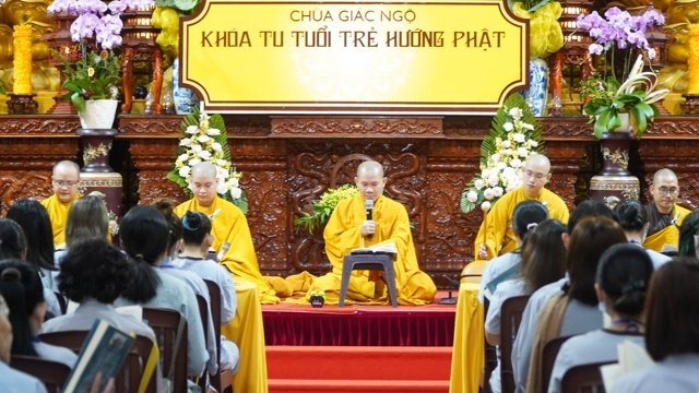 Tuổi Trẻ Hướng Phật:  Nuôi Dưỡng và Phát Triển Hạt Giống Trí Tuệ