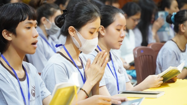 Tuổi Trẻ Hướng Phật:  Nuôi Dưỡng và Phát Triển Hạt Giống Trí Tuệ
