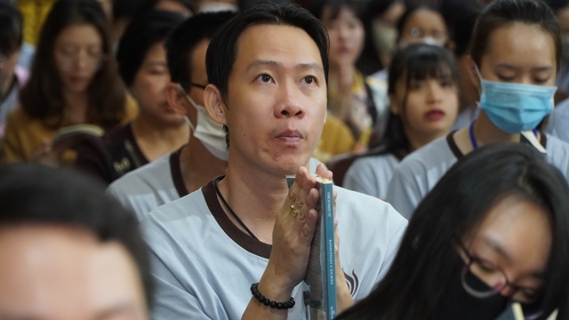 Tuổi Trẻ Hướng Phật:  Nuôi Dưỡng và Phát Triển Hạt Giống Trí Tuệ
